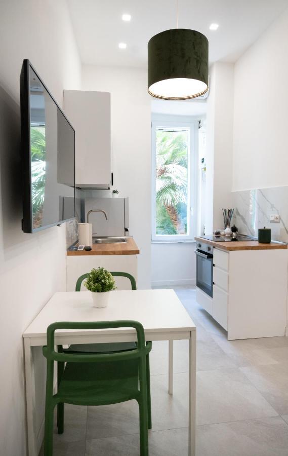Green Spera Apartment Napoli Bagian luar foto